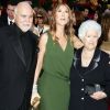René Angelil, Céline Dion et sa mère Thérèse aux Oscars le 25 février 2007 à Los Angeles.