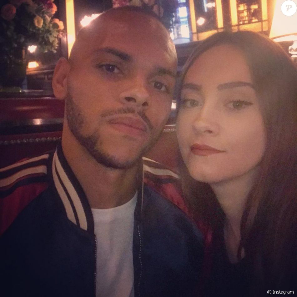 Martin Braithwaite et sa femme Anne-Laure Louis, selfie ...