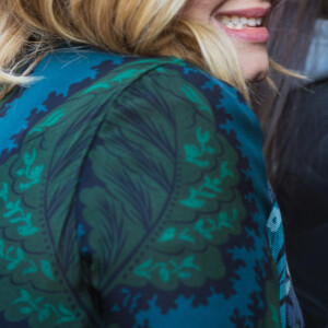 La chanteuse Adele rencontre ses fans dans la rue à New York, le 25 novembre 2015. E