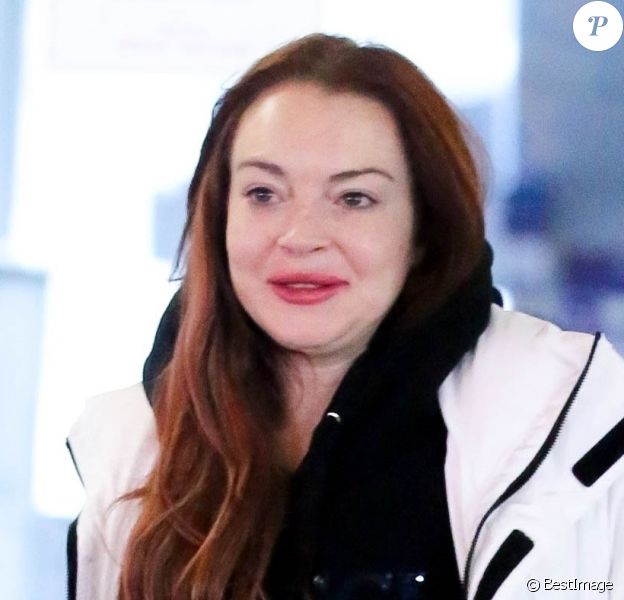 Exclusif - Lindsay Lohan méconnaissable à son arrivée à l'aéroport de Grèce , le 22 février 2019