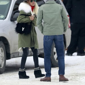 Exclusif - Laeticia Hallyday, ses filles Jade et Joy, son compagnon Pascal Balland et sa fille Mathilde arrivent dans le Montana pour un séjour au ski, le 15 février 2020.