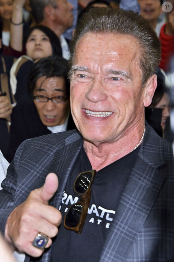 Arnold Schwarzenegger à l'aéroport de Tokyo. Le 4 novembre 2019. @Kento Nara/Geisler-Fotopress/DPA/ABACAPRESS.COM