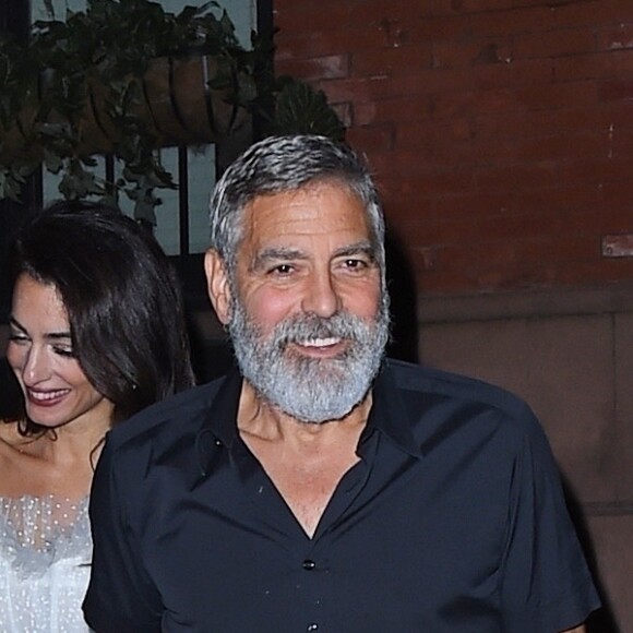 Exclusif - George et Amal Clooney fêtent leur cinquième anniversaire de mariage au restaurant "4 Charles Prime Rib" à New York, le 26 septembre 2019, la veille du jour J.