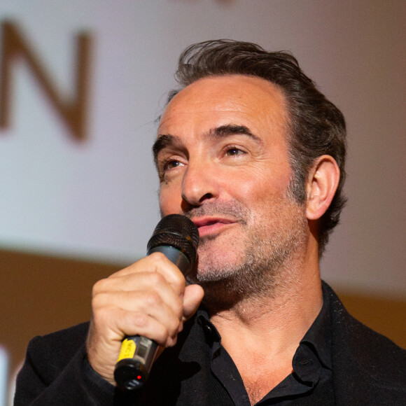 Jean Dujardin lors de l'avant-première du film 'J'accuse' au cinéma UGC de Brouckère, à Bruxelles.