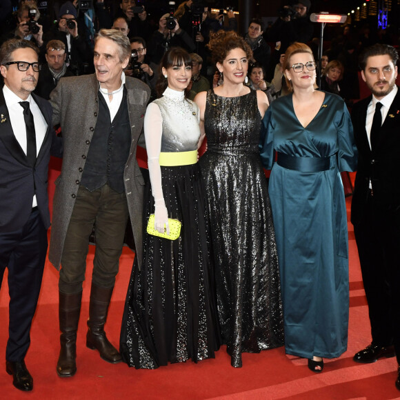 Bettina Brokemper, Luca Marinelli, Annemarie Jacir, Bérénice Bejo Jeremy Irons, Kleber Mendoca Filho à la cérémonie de clôture de la 70ème édition du festival international du film de Berlin (La Berlinale 2020), le 29 février 2020. © Future-Image via Zuma Press/Bestimage29/02/2020 - Berlin