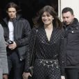 Clara Luciani quitte le Grand Palais à l'issue du défilé Chanel, collection prêt-à-porter automne-hiver 2020-2021. Paris, le 3 mars 2020.