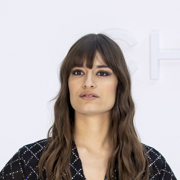 Clara Luciani assiste au défilé Chanel collection prêt-à-porter Automne/Hiver 2020-2021 au Grand Palais. Paris, le 3 mars 2020. © Olivier Borde/Bestimage