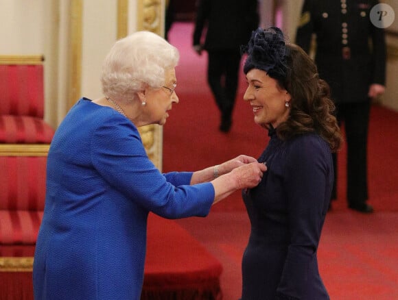 La reine Elizabeth II lors d'une cérémonie au palais de Buckingham le 21 novembre 2019.