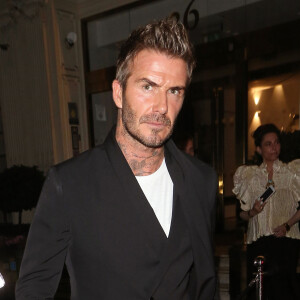 David Beckham quitte la fête du 275ème anniversaire de Sotheby's à Londres, Royaume Uni, le 30 septembre 2019.