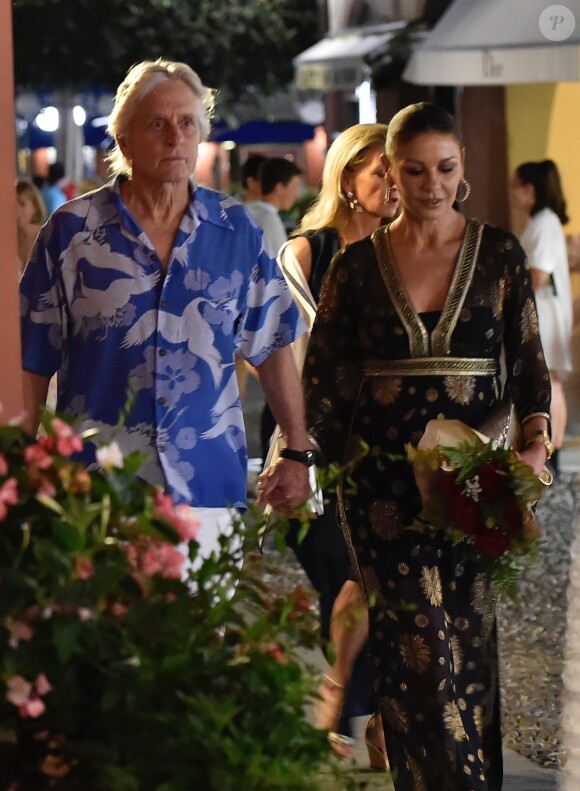 Michael Douglas et sa femme Catherine Zeta-Jones en vacances à Portofino en Italie le 31 juillet 2019.