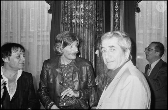 Jean Ferrat et Daniel Gelinle soir des élections présidentielles. 10/05/1981 - Paris