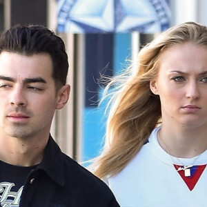 Joe Jonas et sa femme Sophie Turner font du shopping dans le quartier de Studio City à Los Angeles, le 2 mars 2020.