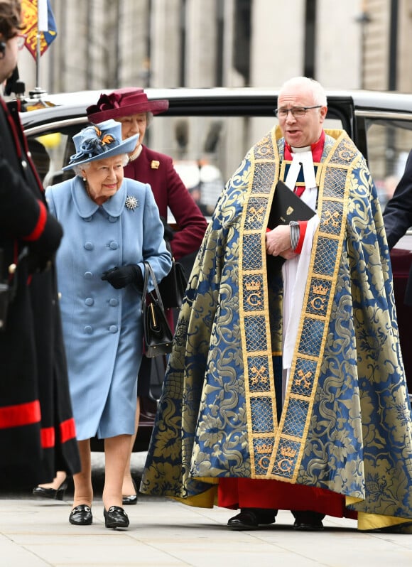 La reine Elisabeth II d'Angleterre - La famille royale d'Angleterre à son arrivée à la cérémonie du Commonwealth en l'abbaye de Westminster à Londres. Le 9 mars 2020.