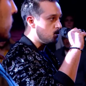 Enzo et Emmanuel s'affrontent lors des battles de The Voice 2020 - Talents de Lara Fabian. Emission du 14 mars 2020, TF1