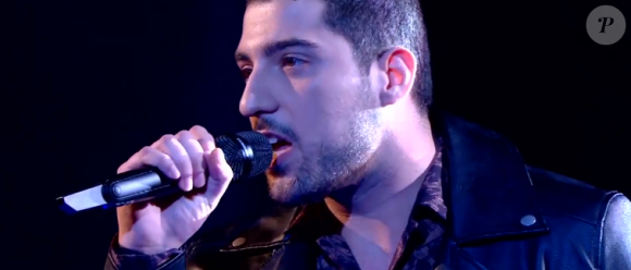 Enzo et Emmanuel s'affrontent lors des battles de The Voice 2020 - Talents de Lara Fabian. Emission du 14 mars 2020, TF1