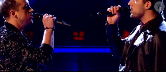 Enzo et Emmanuel s'affrontent lors des battles de The Voice 2020 - Talents de Lara Fabian. Emission du 14 mars 2020, TF1