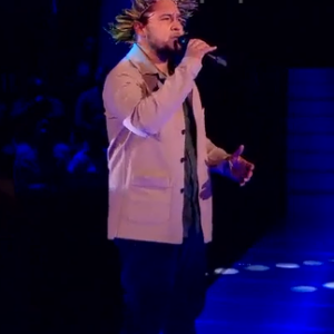 Abi et Raimana s'affrontent lors des battles de The Voice 2020 - Talents de Pascal Obispo. Emission du 14 mars 2020, TF1