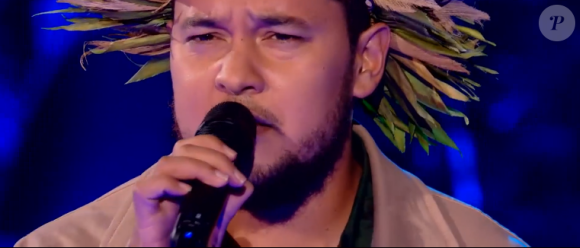 Abi et Raimana s'affrontent lors des battles de The Voice 2020 - Talents de Pascal Obispo. Emission du 14 mars 2020, TF1