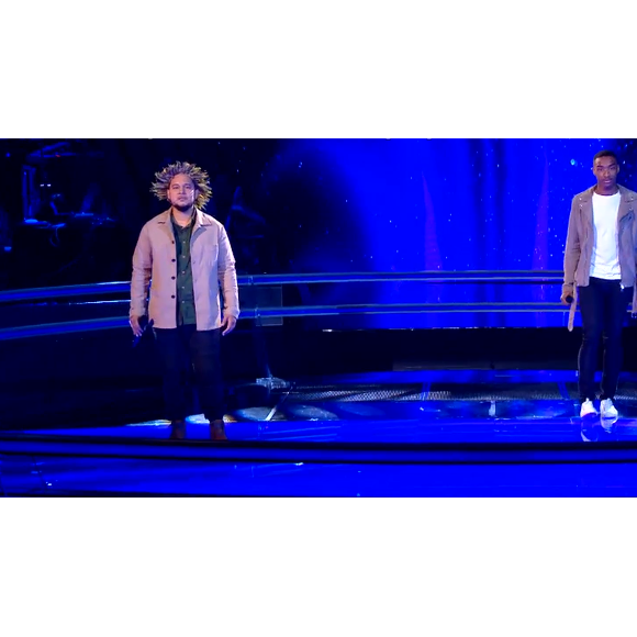 Abi et Raimana s'affrontent lors des battles de The Voice 2020 - Talents de Pascal Obispo. Emission du 14 mars 2020, TF1