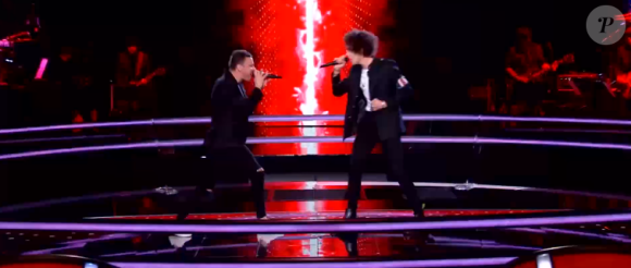 Kaël et Michaël s'affrontent lors des battles de The Voice 2020 - Talents de Marc Lavoine. Emission du 14 mars 2020, TF1