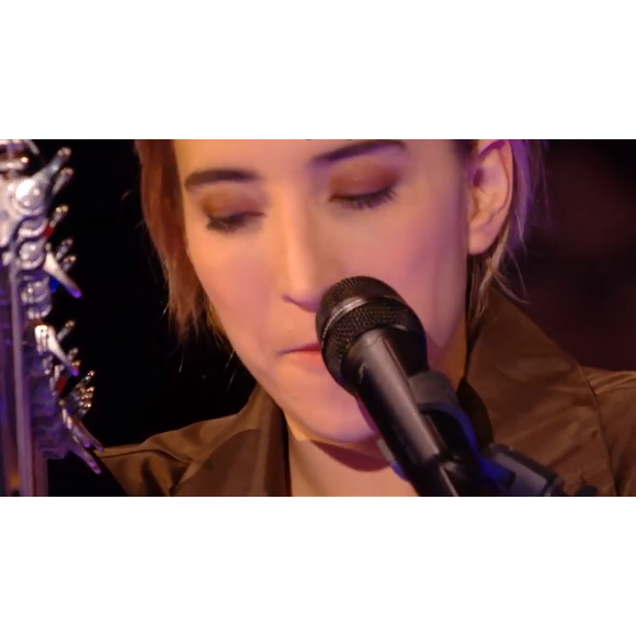 Gustine et Maxim s'affrontent lors des battles de The Voice 2020 - Talents de Lara Fabian. Emission du samedi 14 mars 2020, TF1