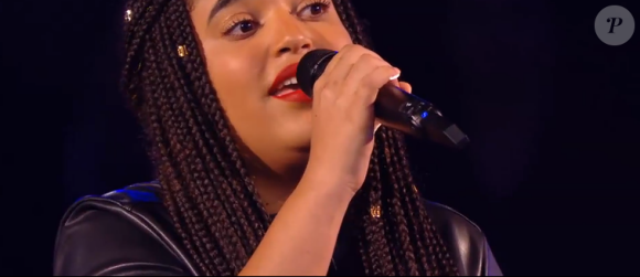 Rhiad et Mareva s'affrontent lors des battles de The Voice 2020 - Talents de Amel Bent. Emission du samedi 14 mars 2020, TF1