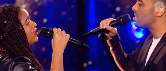 Rhiad et Mareva s'affrontent lors des battles de The Voice 2020 - Talents de Amel Bent. Emission du samedi 14 mars 2020, TF1