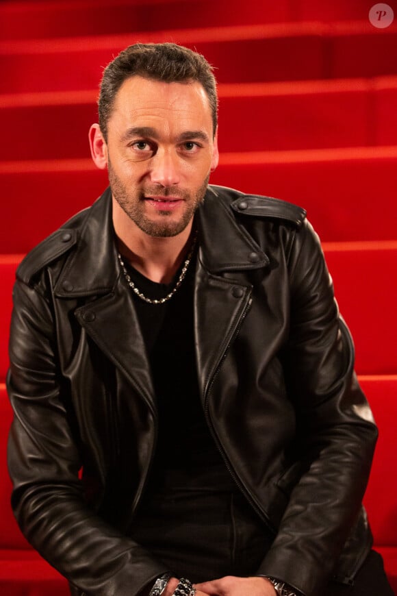 Exclusif - Jean-Baptiste Guegan récompensé avec un disque de platine lors d'un showcase dans l'émission de Club Music sur Bel RTL avec Serge Jonckers. Belgique, Bruxelles, 15 février 2020. © Alain Rolland / Imagebuzz / Bestimage