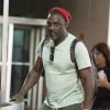 Exclusif - Idris Elba arrive avec sa femme Sabrina Dhowre à l'aéroport de New York (JFK), le 15 juin 2019.