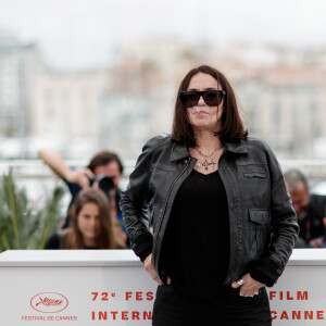 Béatrice Dalle au photocall du film Lux Aeterna lors du 72ème Festival International du film de Cannes. Le 19 mai 2019 © Jacovides-Moreau / Bestimage