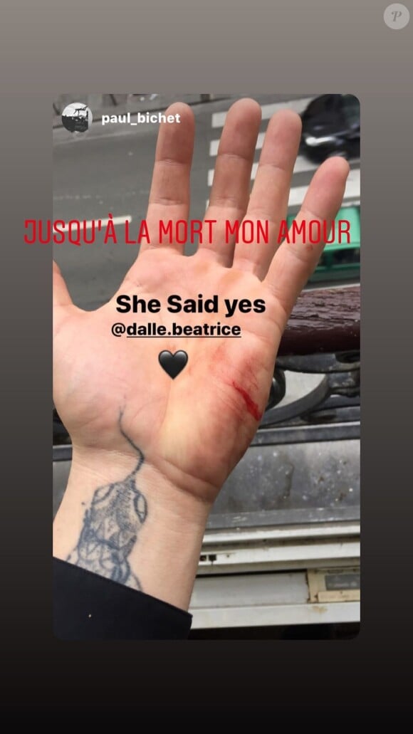 Béatrice Dalle a partagé cette photo sur Instagram en février 2020, révélant ainsi son mariage avec Paul Bichet.