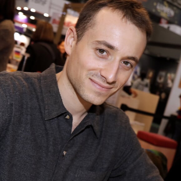 Hugo Clément - Salon du livre de Paris le 16 mars 2019. © Cédric Perrin/Bestimage