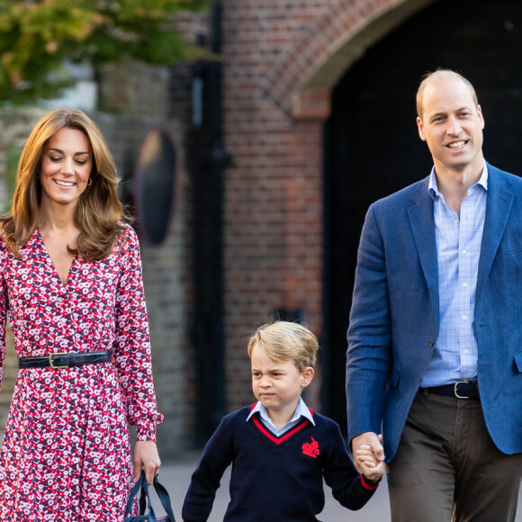 Le prince William et Catherine Kate Middleton, duchesse de Cambridge, emmènent leur fille la princesse Charlotte de Cambridge avec leur fils le prince George à l'école "Thomas's Battersea" le jour de la rentrée scolaire, le 5 septembre 2019.