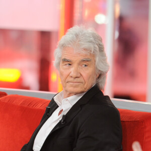 Exclusif - Daniel Guichard et Michel Drucker - Enregistrement de l'émission ' Vivement Dimanche Prochain ' au studio Gabriel . Diffusion le 22/03/2020 sur France 2 . © Guillaume Gaffiot / Bestimage