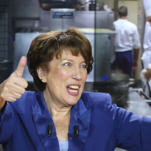 Roselyne Bachelot sur le plateau de l'émission "Politique à table" sur LCP le 20 novembre 2019. © Gwendoline Le Goff / Panoramic / Bestimage