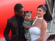 Kylie Jenner confinée : Séance tatouage avec Stormi, visite de Travis Scott