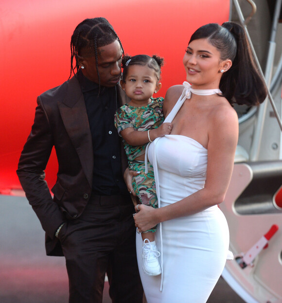 Séparation - Kylie Jenner séparé de Travis Scott - Travis Scott avec sa compagne Kylie Jenner et sa fille Stormi Webster à la première du prochain documentaire de Netflix Look Mom I Can Fly au Barker Hangar dans le quartier de Santa Monica à Los Angeles. Ce nouveau documentaire sera disponible à partir du 28 août sur Netflix.