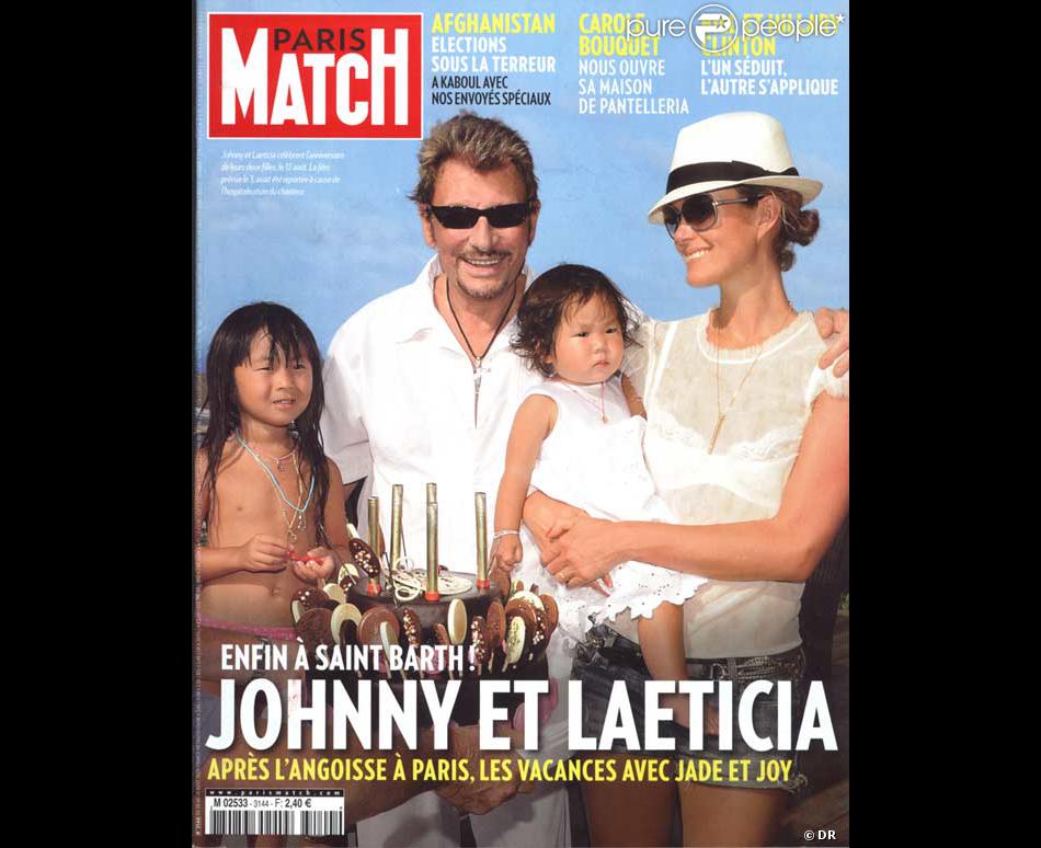 Johnny Hallyday Sa Femme Laeticia Hallyday Et Leurs Filles Jade Et Joy En Couverture De Paris Match Purepeople