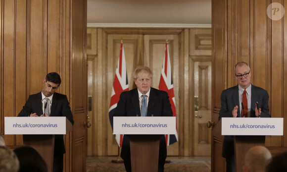 Le premier ministre Boris Johnson lors d'une conférence de presse à propos de l'épidémie de Coronavirus (COVID-19) à Londres le 17 Mars 2020.