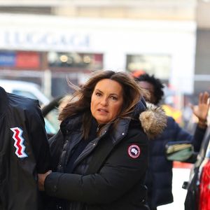 Snoop Dogg et Mariska Hargitay sur le tournage de la série télévisée Law and Order: Special Victims Unit dans les rues de New York, le 1er avril 2019