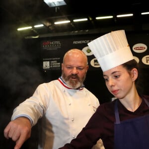 Exclusif - Le chef Philippe Etchebest fait le tour du salon "Exp'Hotel" à Bordeaux le 20 novembre 2017. © Patrick Bernard/ Bestimage