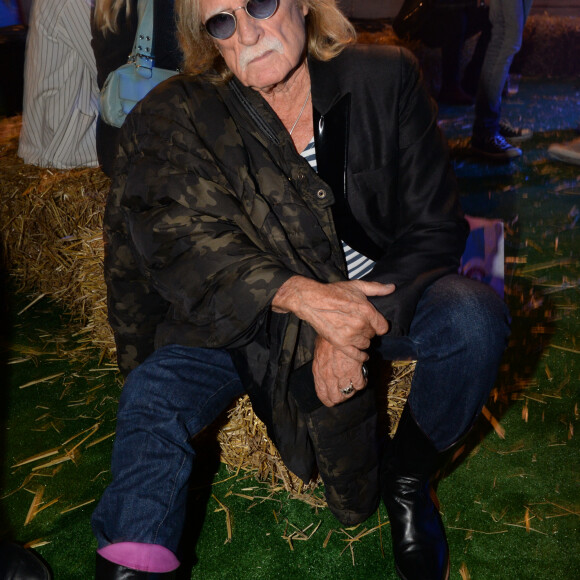 Le chanteur Christophe (Daniel Bevilacqua) lors du 10ème édition du "Etam Live Show" (Etam Lingerie) lors de la Fashion Week à Paris, France, le 26 septembre 2017. Photo by Rachid Bellak/Bestimage