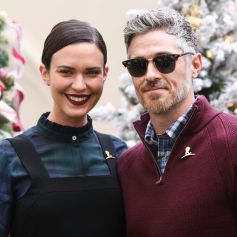 Odette Annable avec son mari Dave Annable - Les célébrités posent lors de la soirée "Brooks Brothers Annual Holiday Celebration" à Los Angeles on december 9, 2018.