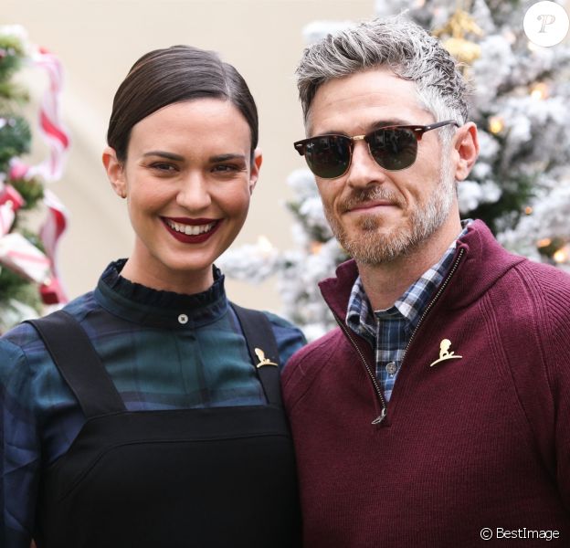 Odette Annable avec son mari Dave Annable - Les célébrités posent lors de la soirée "Brooks Brothers Annual Holiday Celebration" à Los Angeles on december 9, 2018.