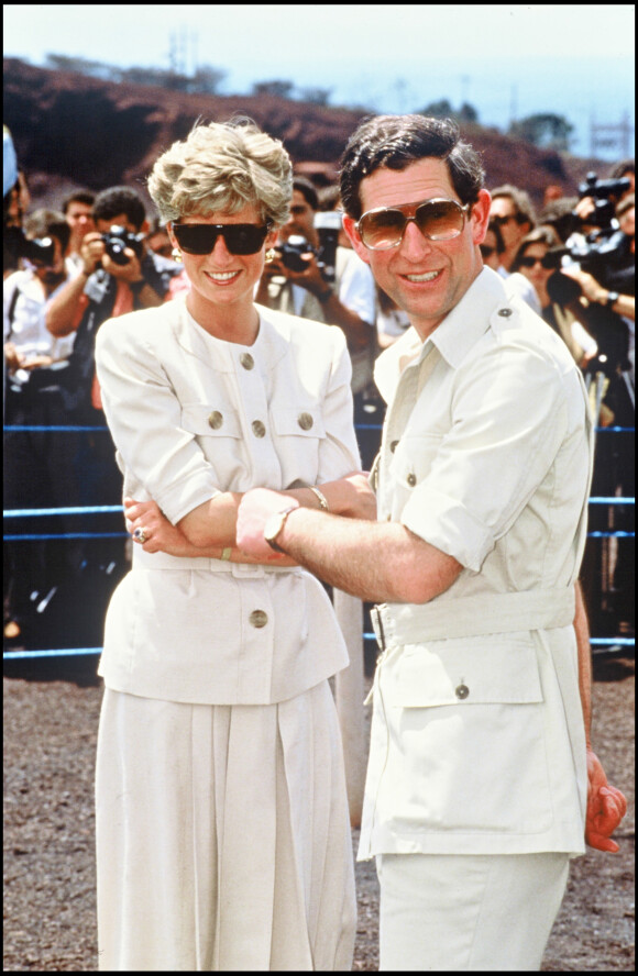 Le prince Charles et Diana en voyage Egypte en 1982.