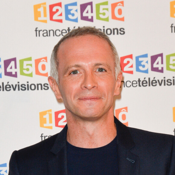 Samuel Étienne lors du photocall de la présentation de la nouvelle dynamique 2017-2018 de France Télévisions. Paris, le 5 juillet 2017. © Guirec Coadic/Bestimage