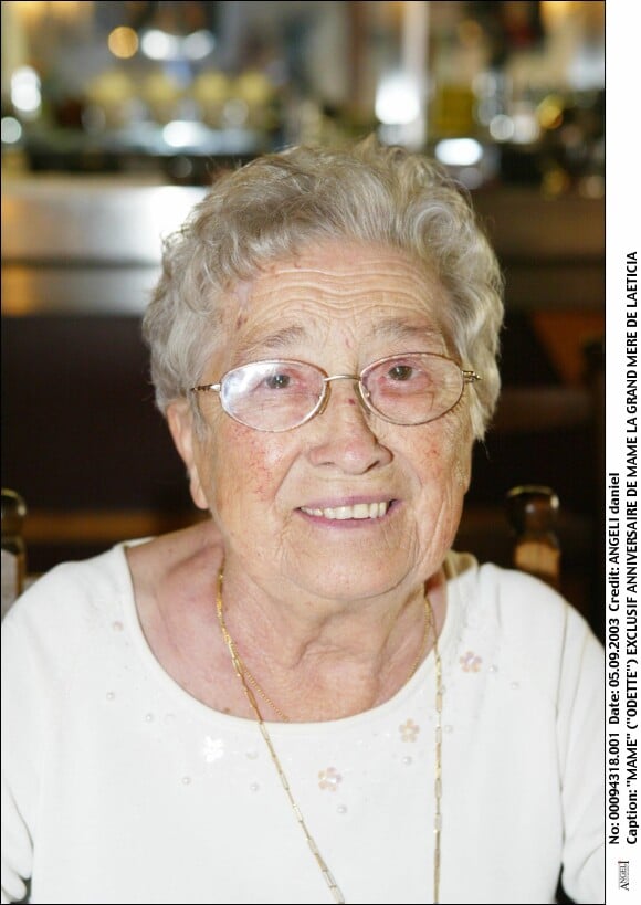 Odette -L'arrière grand-mère de Laeticia, en 2003
