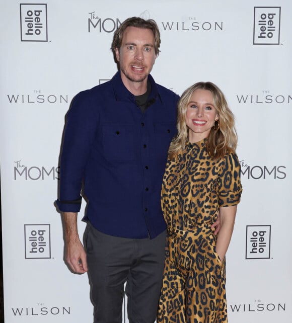 Kristen Bell (porte une combinaison imprimé léopard) et son mari Dax Shepard au lancement de Hello Bello organisé par The MOMS à New York City, New York, Etats-Unis, le 25 février 2019.