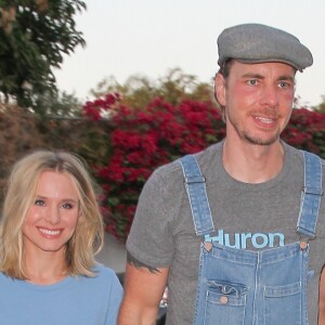 Exclusif - Kristen Bell et son mari Dax Shepard arrivent au spectacle de Ellen DeGeneres au théêtre The Largo à West Hollywood le 2 août 2018.