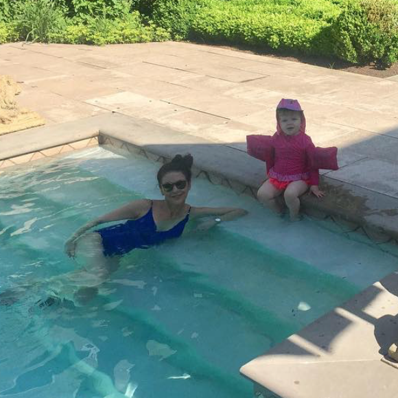 Catherine Zeta-Jones et sa nièce Ava. Juin 2017.
